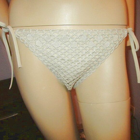 Aerie Crochet String Bikini Size S M Swimsuit Embroidered 2 Piece Fishnet NEW - Picture 4 of 10